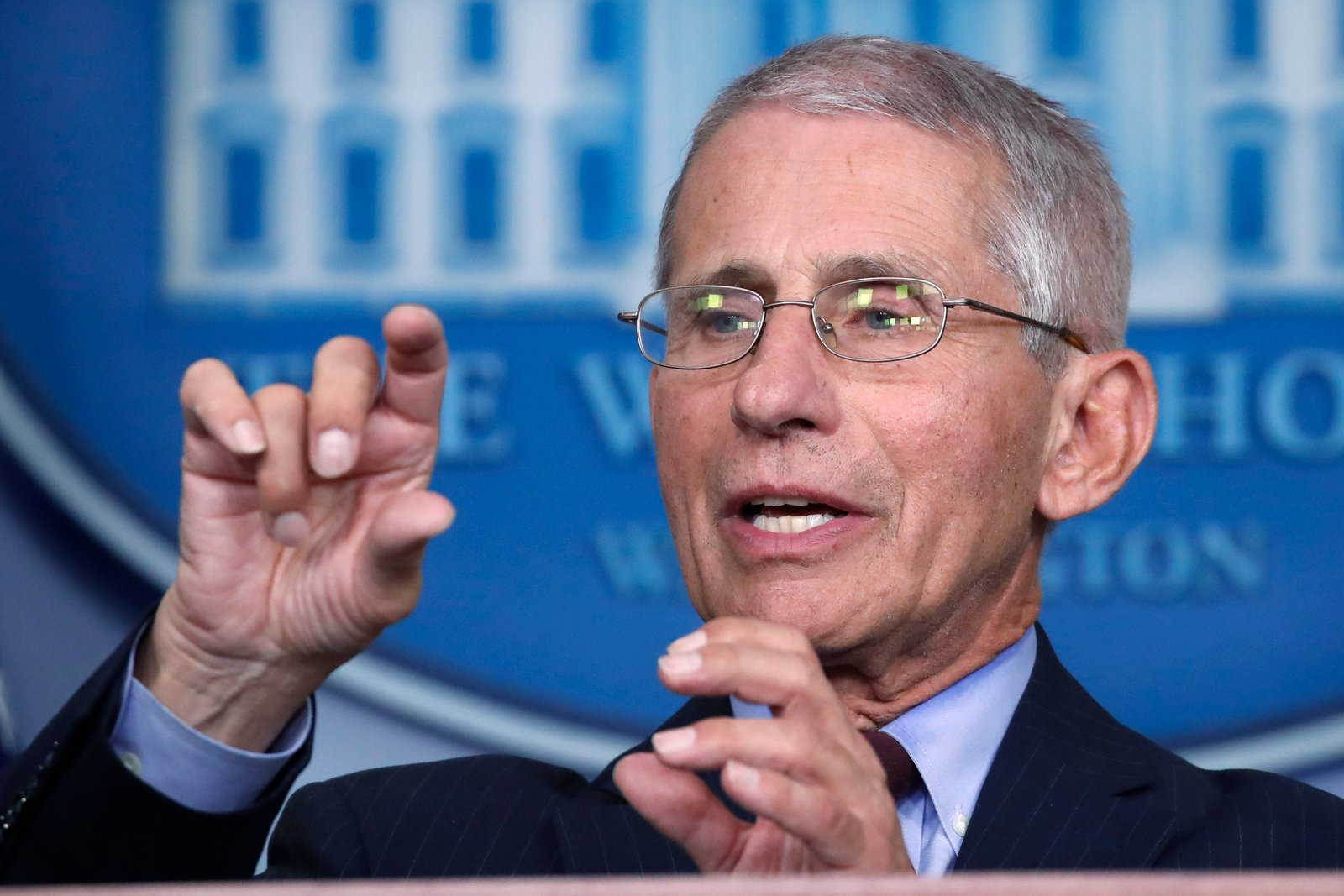 أنتوني فوسي: قد لا تُستأنف الرياضات هذا العام