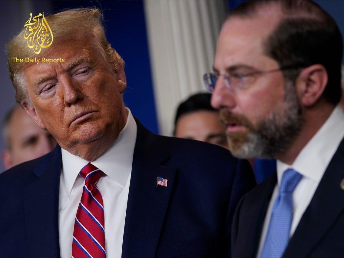 يناقش مسؤولو البيت الأبيض خطط استبدال وزير الصحة والخدمات الإنسانية أليكس آزار