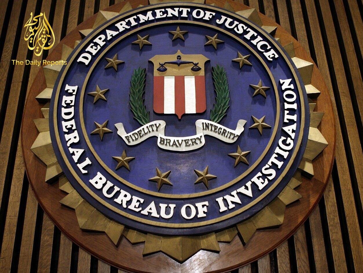 القبض على محللة في مكتب التحقيقات الفيدرالي بعد أخذ معلومات سرية عن الإرهاب إلى منزلها