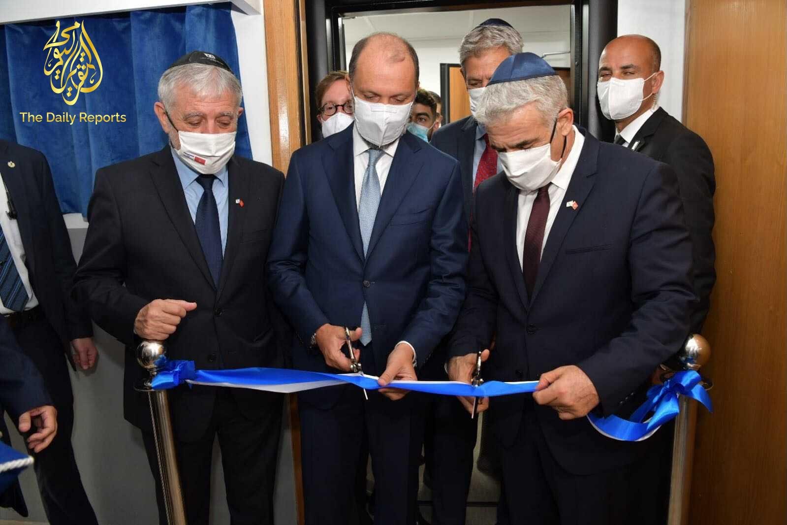 لابيد يفتتح مكتب الإتصال الإسرائيلي في المغرب