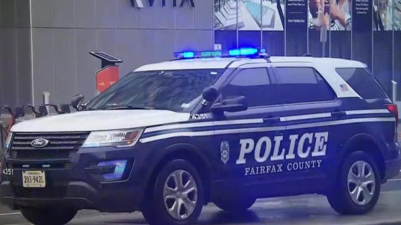 مراكز التسوق والمراكز التجارية في فيرجينيا تعزز الأمن وسط تهديد داعش