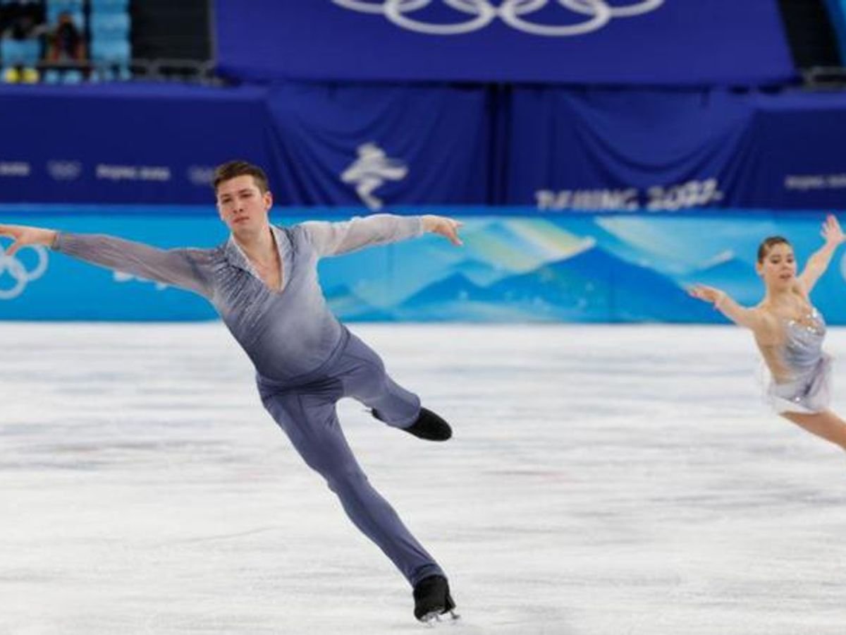 المتزلجون الروس وبيلاروسيون يمنعون من المسابقات الدولية