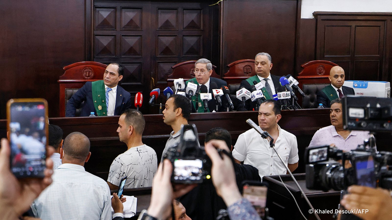 مصر تحاكم رجلا بتهمة قتل طالبة