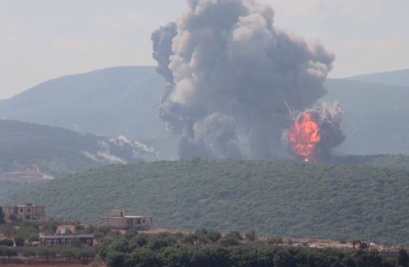 مصدر أمني لبناني يقول إن الغارة الإسرائيلية أصابت شاحنة صواريخ لحزب الله