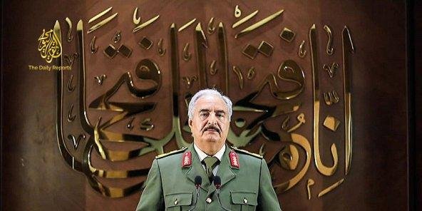 Les menaces du commandant de l’armée libyenne perturbent la Confrérie des frères musulmans