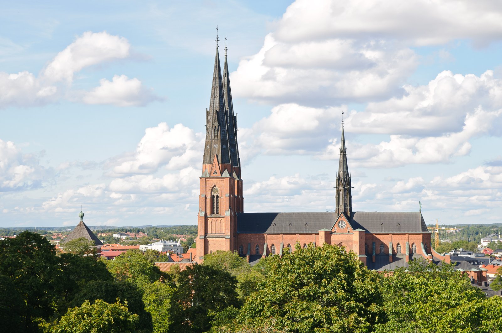 SWEDEN STATE CHURCH WORKS WITH ‘MUSLIM BROTHERHOOD