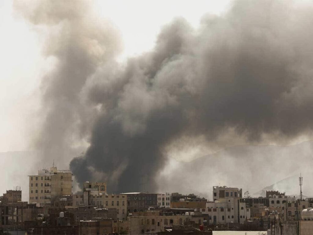 Yemen rebels strikes on Saudi sites Yemen rebels strikes