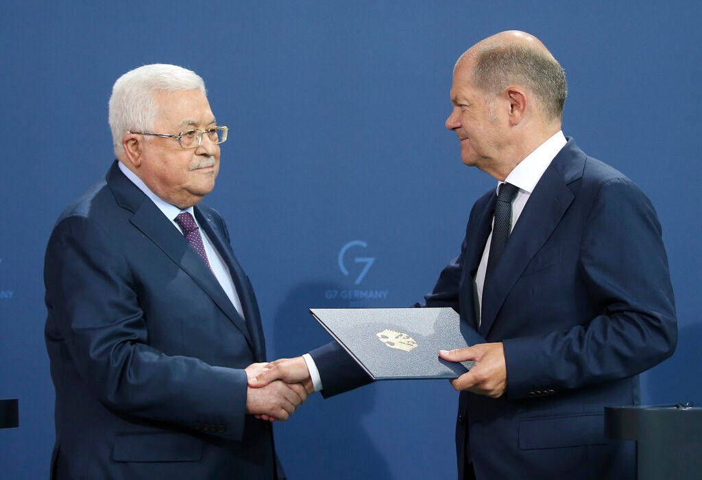 Hamas, PIJ defend Abbas