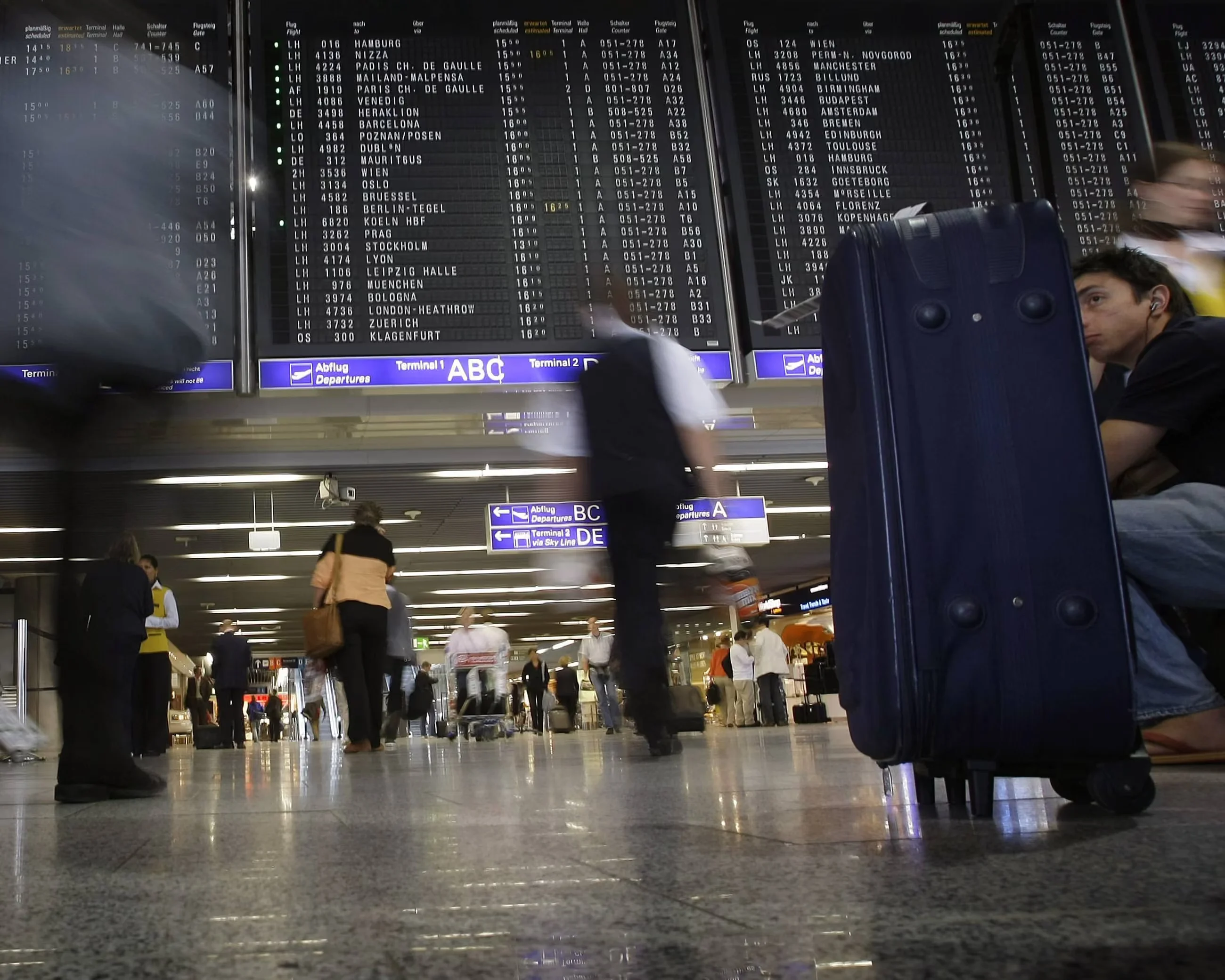 EU Border Checks Cause Problems for UK Travellers EU Border Checks Cause Problems for UK Travellers