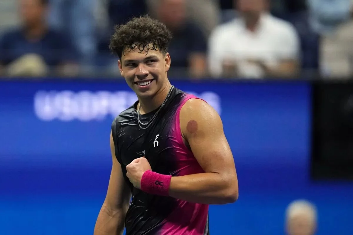 Shelton Battles Into US Open Third Round Shelton Battles Into US Open Third Round
