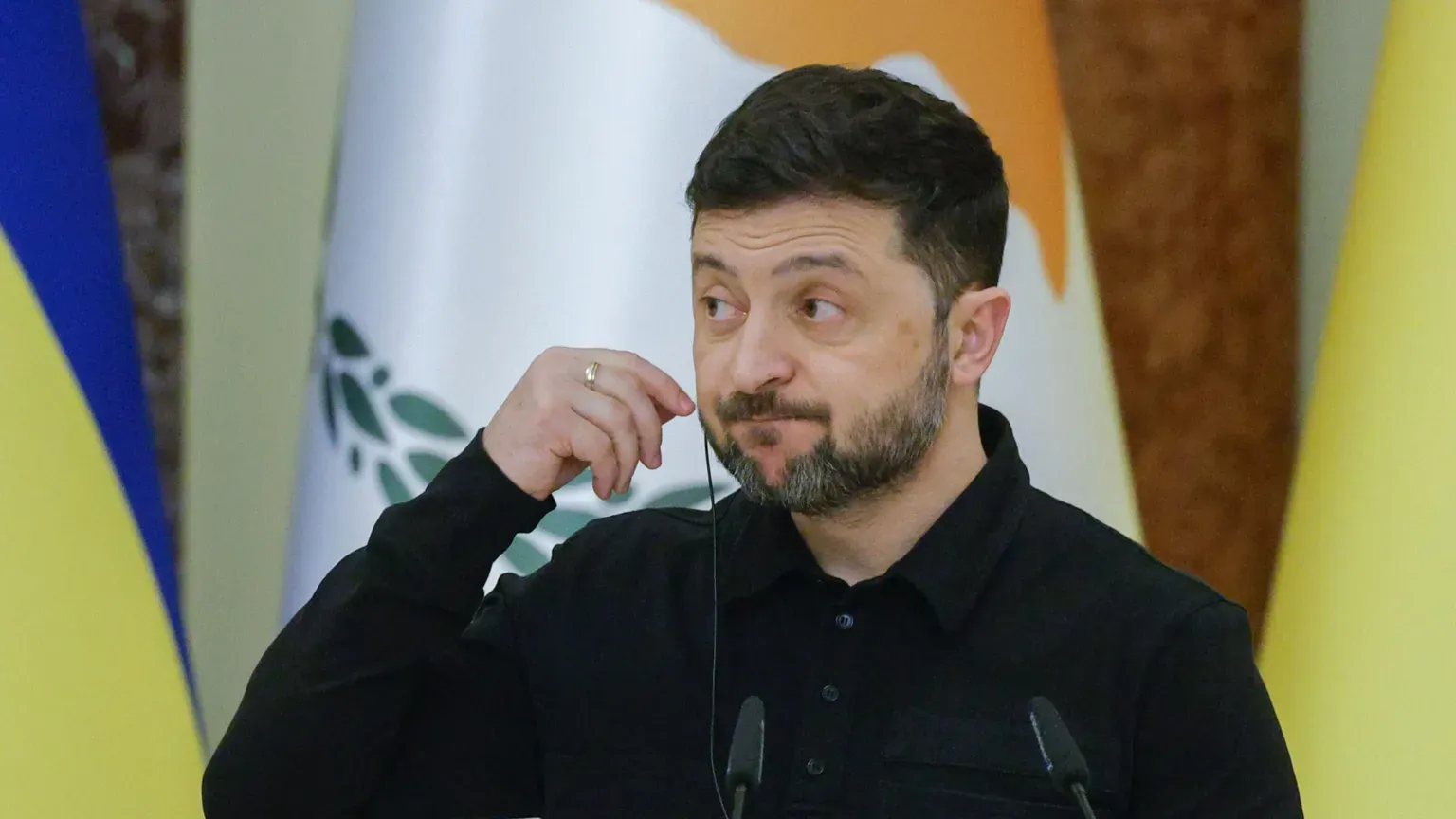 Zelensky Heads To US As Russia Hits Hard Zelensky Heads To US As Russia Hits Hard