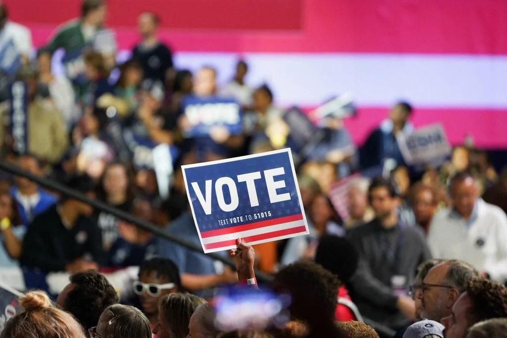 US Midterm Election Campaign Faces Growing Pressure